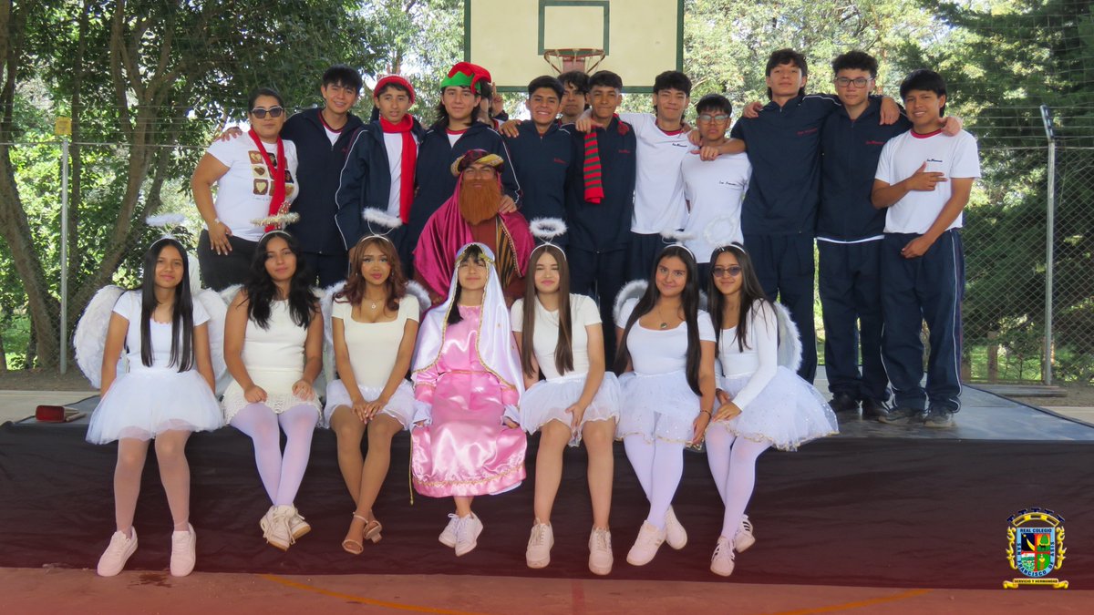 En el sexto día de la Novena 🎄✨ Grado 10° nos muestra a la Sagrada Familia confiando plenamente en Dios y siguiendo con fe sus planes, aun en medio de las dificultades 🙏💛.

#NovenaDeNavidad #NavidadFranciscana #RCSFA