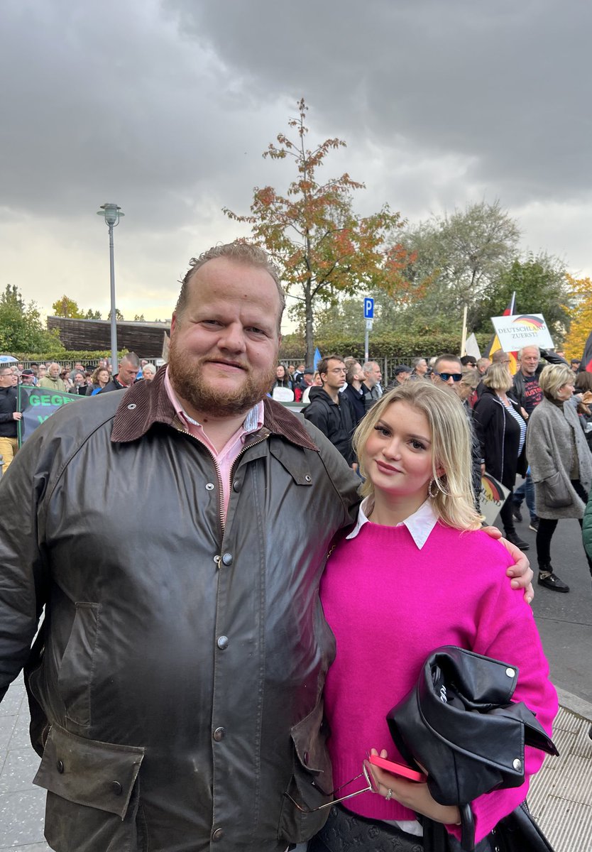 Xenia Gromova 🦢 tweet media
