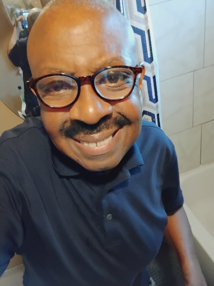 bobby_47535's tweet image. What's up