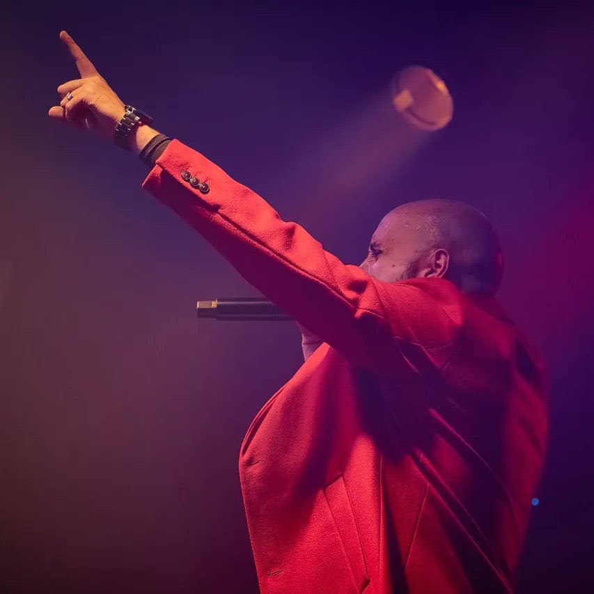 Ázaris Ruiz tweet media