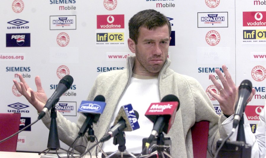 Ε ψιτ.

Υποτακτικοί σωτήριο έτος 2002 ο Κάτανετς μιλάει για ψύχωση με το πρωτάθλημα και ο Σωκρατης τον στέλνει σπίτι του.

Αυτό είναι Ολυμπιακός.

Επειδή έχετε μπερδευτεί λίγο οι μπασκετικοί, και γλύφετε αφους και κοουτς.

Για κουνήστε το κεφάλι σας. #OlympiacosBC