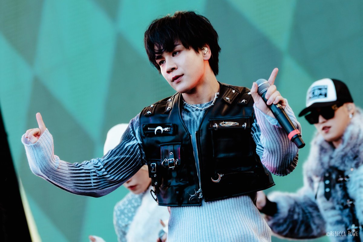 Rebecca Rowe tweet media