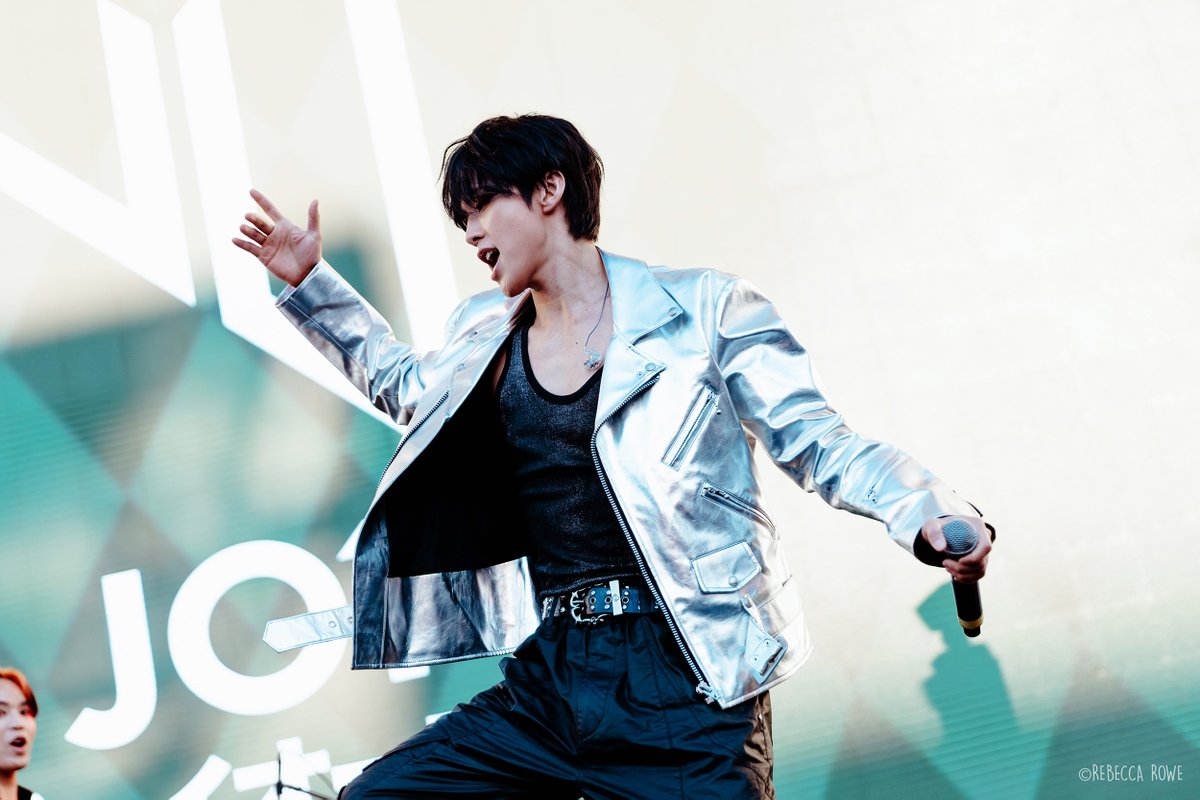 Rebecca Rowe tweet media