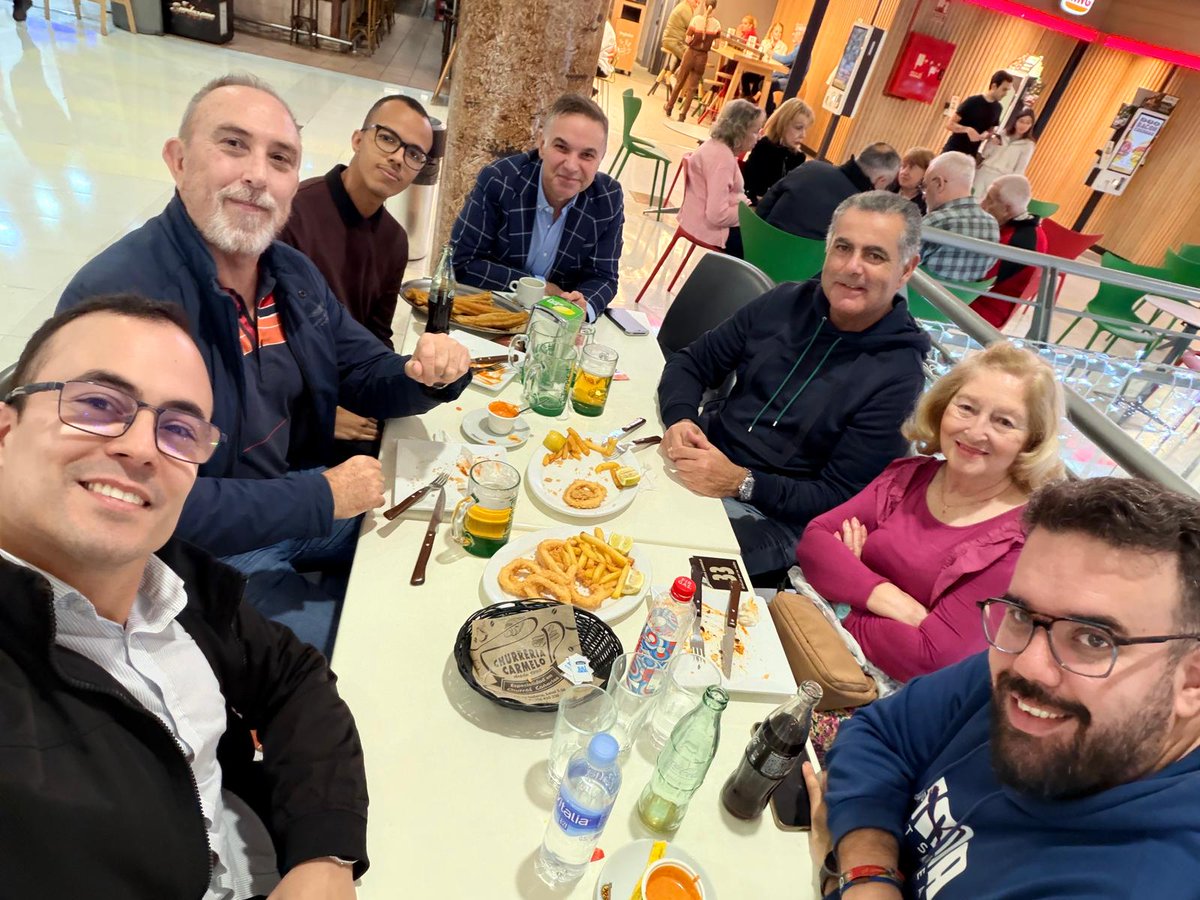 🎄 Despedimos el 2025 con fuerza, ganas y alegría para seguir trabajando por nuestro distrito en 2026

💫 Les deseamos una feliz Navidad y un próspero año nuevo. ¡Seguimos!