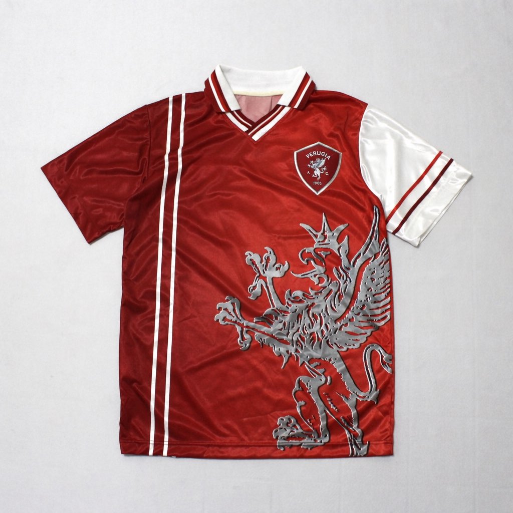 GALEX ペルージャ ホームユニフォーム ⭐新品未使用タグ付き⭐ そういえば、このユニのメーカーだったGALEXはなくなったんだっけ？🤔