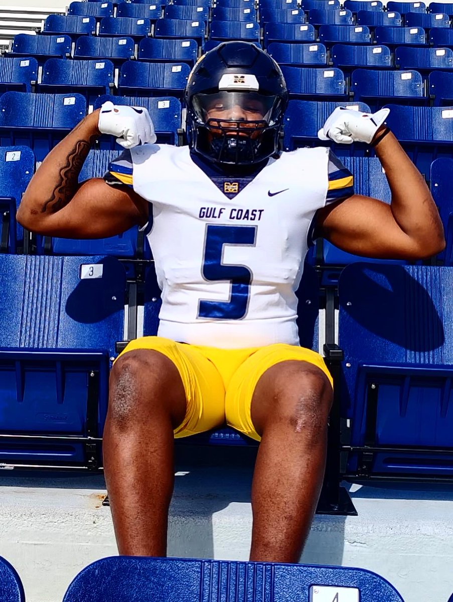 PeaglerTy's tweet image. Truly blessed to say that I am committed to Mississippi gulf coast CC
@coachmarkf @BrettSShufelt @Coachdefoor2015 @Coach12_
@CoachDChapman30
#JUCOPRODUCT 
#COMMITTED
