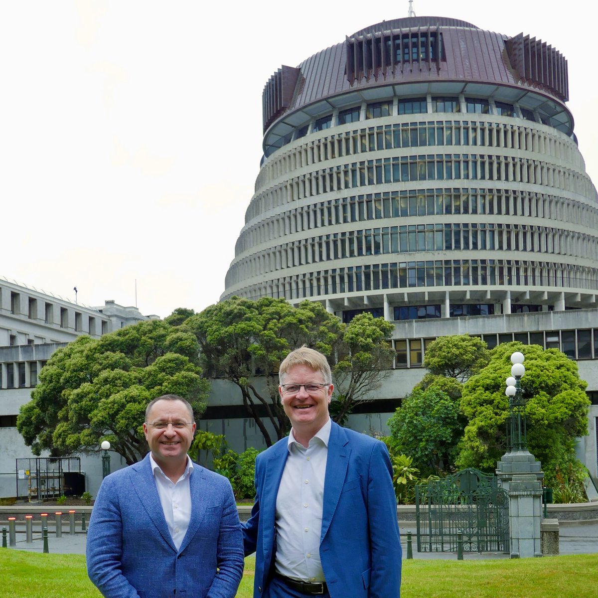 Lawrence Meredith 🇪🇺 tweet media