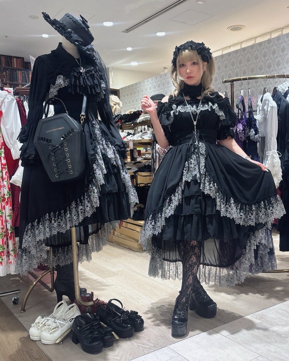 【牡蠣フライ】アトリエピエロ 厚底 ヒール リボン ブラック 🎄クリスマスギフトセット販売中🎄 12/17（水）〜12/24（水