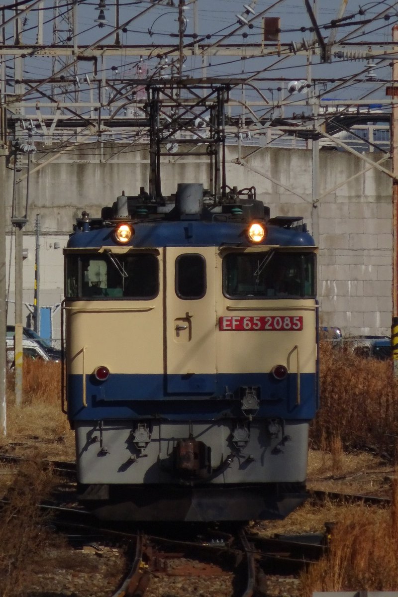 2025/12/17 配8592レ EF65-2085代走 久しぶりにEF65を撮影できました