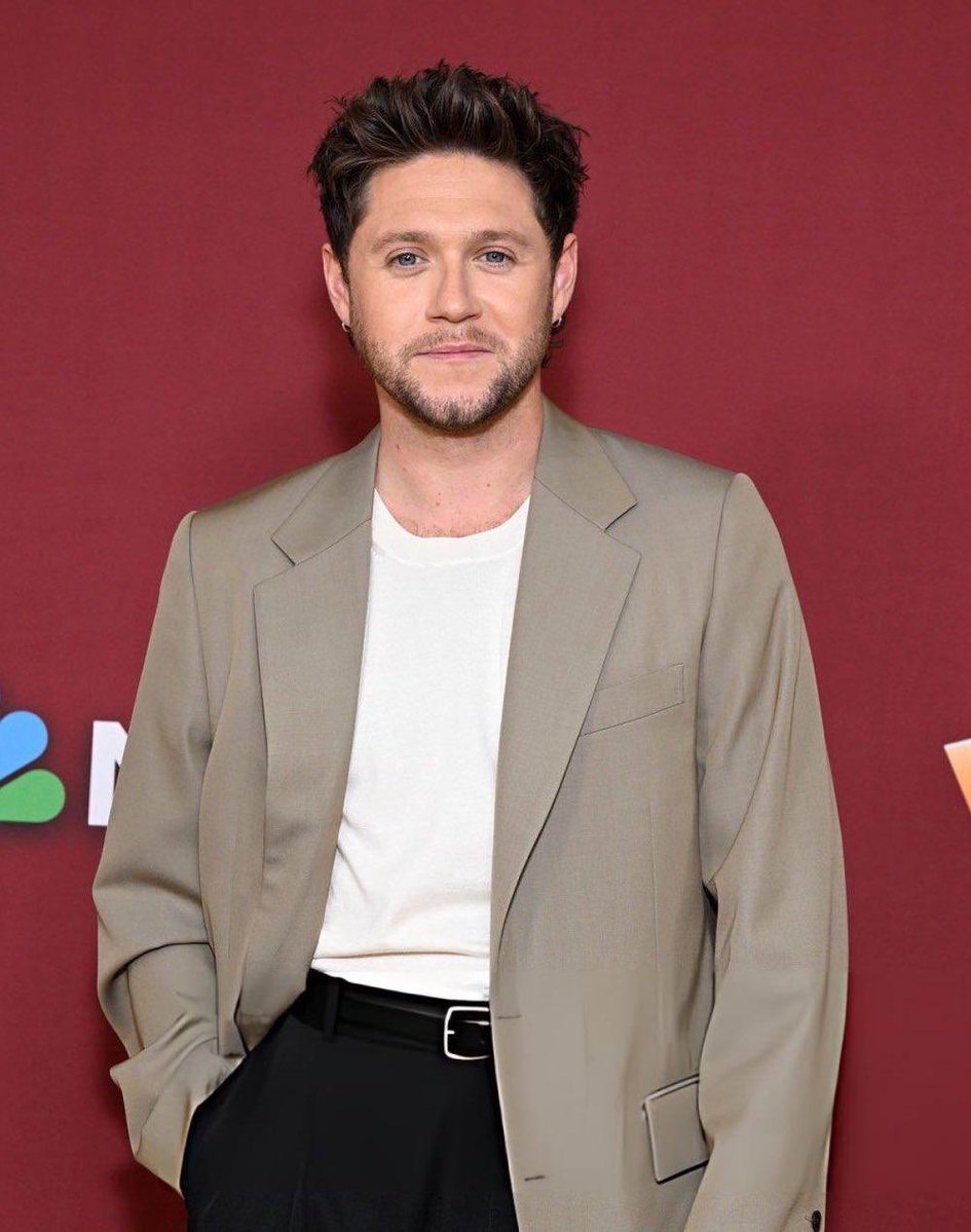 Niall Horan WON The Voice season 28. 

That’s his third win in a row. He has never lost a season he’s been on.