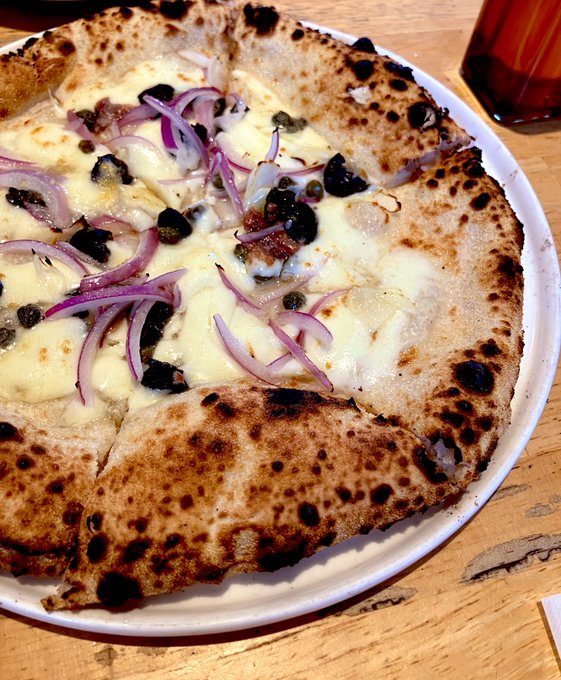 ピザだぜ美味しいぜ