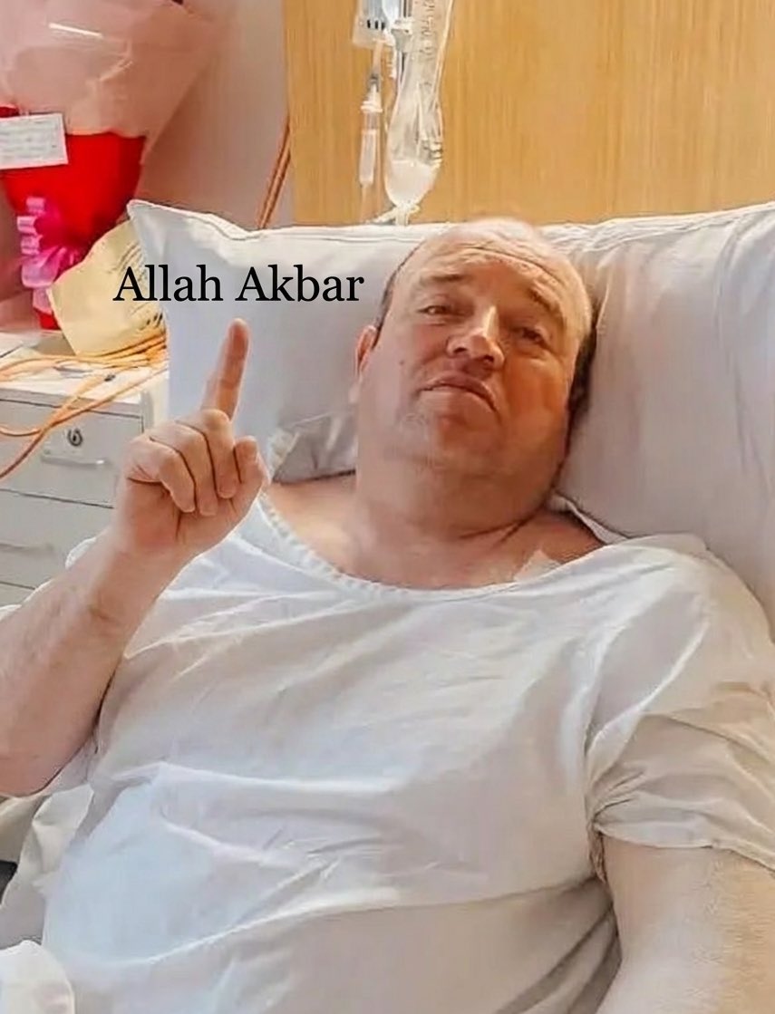 a_eman24's tweet image. A Muslim risked his life to save Jews. 

This is Islam❤️