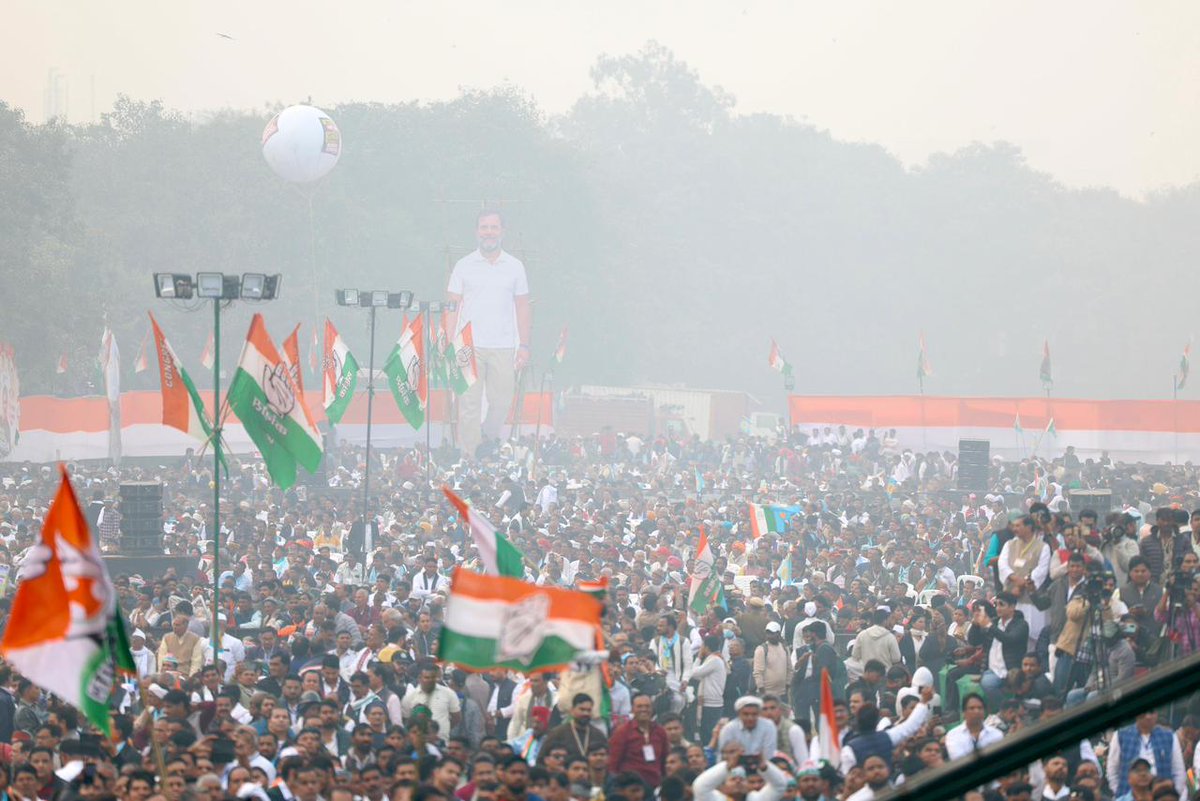 Massive public support for #VoteChorGaddiChor Maharally of <a href="/INCIndia/">Congress</a> proves that citizens see through the Modi Govt’s rule — built on #VoteChori and institutional collapse. India demands free, fair elections and accountability. Democracy first. 🇮🇳