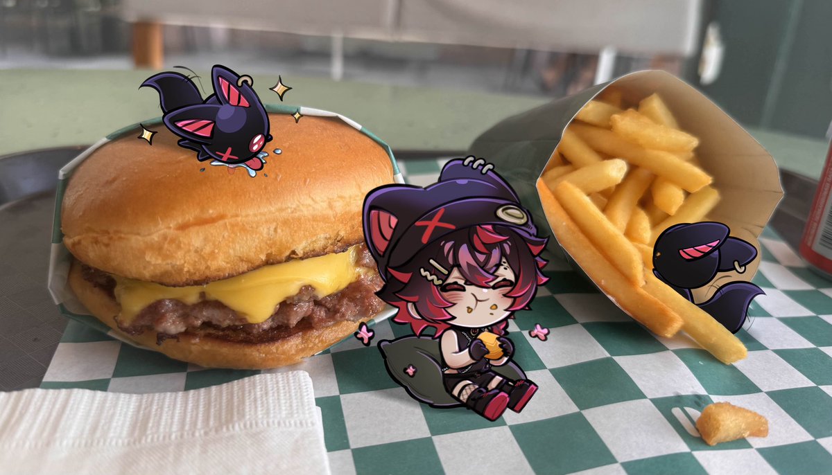 K9_KURO's tweet image. nom nom u want some?~ ✨