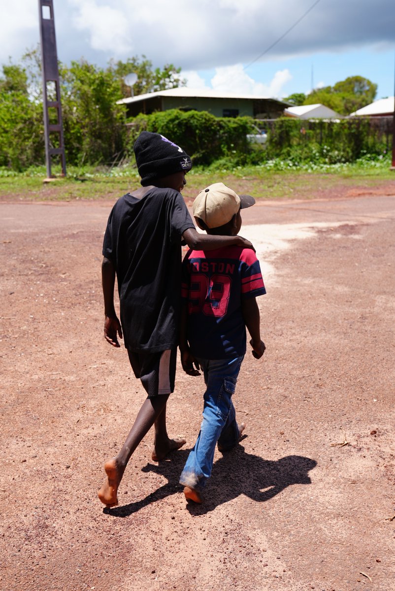 reddustoz's tweet image. Island Life! 🏝️
Our most recent Healthy Living Program in Minjilang saw the coming together of different generations, the active preservation of culture and the passing down of ancient stories to the children of that community. Read more here ow.ly/iseE50XKG5b