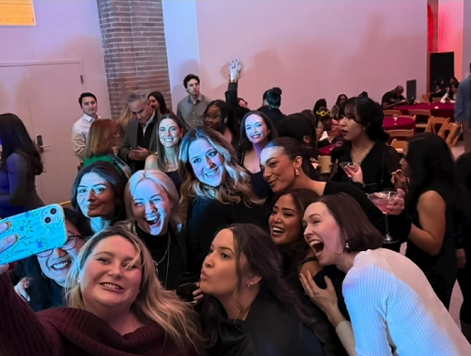 Penn_ENT's tweet image. A great night at our holiday party ✨🎄
#HolidayParty #TeamSpirit #Festive #GoodTimes