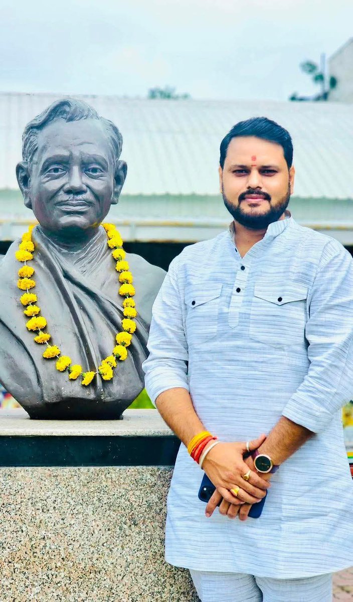 AbhishekRAMABJP's tweet photo. प्रदेश सह मीडिया प्रभारी का दायित्व मिलने की हार्दिक बधाई और शुभकामनाएं भैया .
@anshultiwaribjp https://t.co/i7LifV9nxo