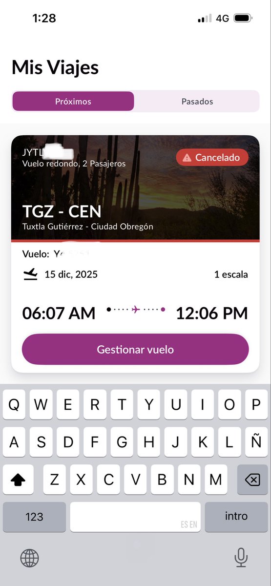 ferpg1's tweet photo. @viajaVolaris está cancelando vuelos y arréglense como puedan, con excusas tontas porque en mi destino no hay ningún problema. 
Estamos desde Domingo 14 en la madrugada en el aeropuerto, lo cancelan, lo mueven hasta 2 días después, lo cancelan y ahora quieren moverlo otros 2 días https://t.co/fF54hmrvxI