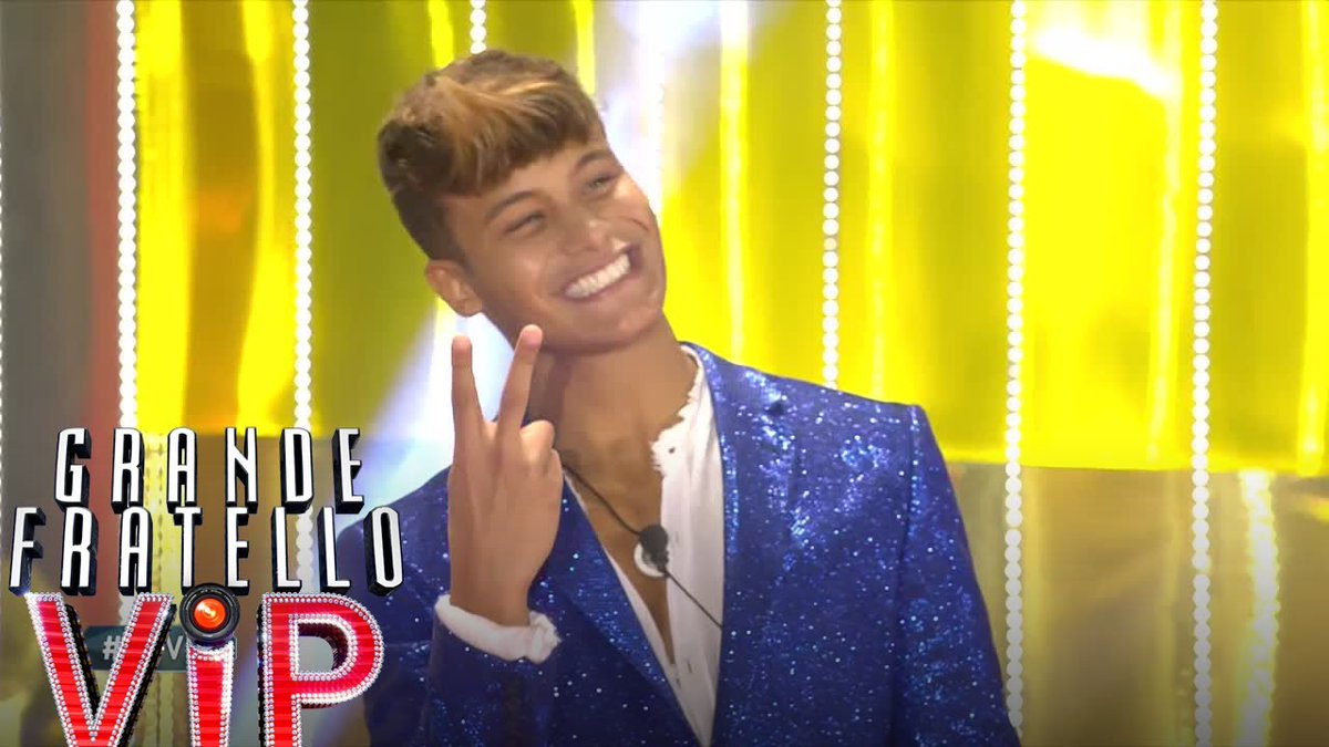 Andra10770284's tweet photo. Denis dosio ci devi dire qualcosa? #alfonsosignorini #GFvip #signorini #falsissimo #fabriziocorona #denisdosio https://t.co/rLRSokPhSo