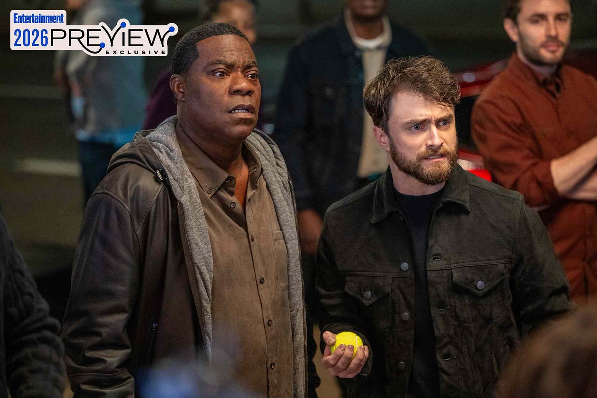 DiscussingFilm's tweet image. First look ‘THE FALL AND RISE OF REGGIE DINKINS’, a new comedy series from the creators of ‘30 Rock’

• Starring Tracy Morgan &amp;amp; Daniel Radcliffe

• Follows a NFL superstar banned from the league who decides to hire a filmmaker to make a documentary about his life to win back…