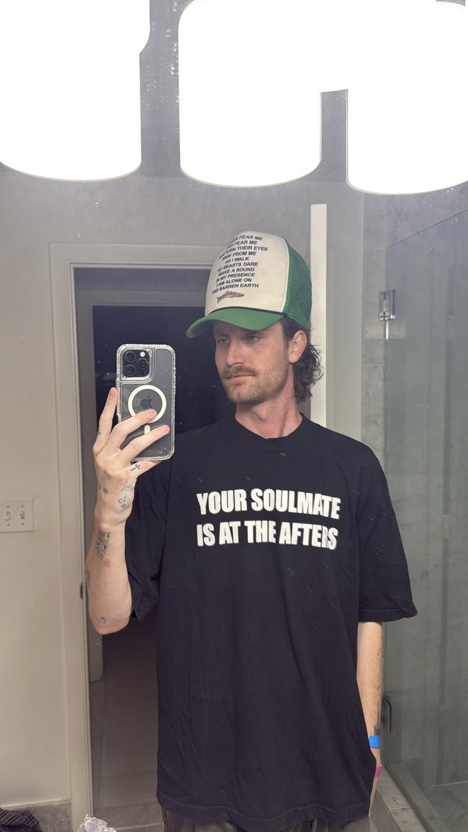 jainormis tweet media