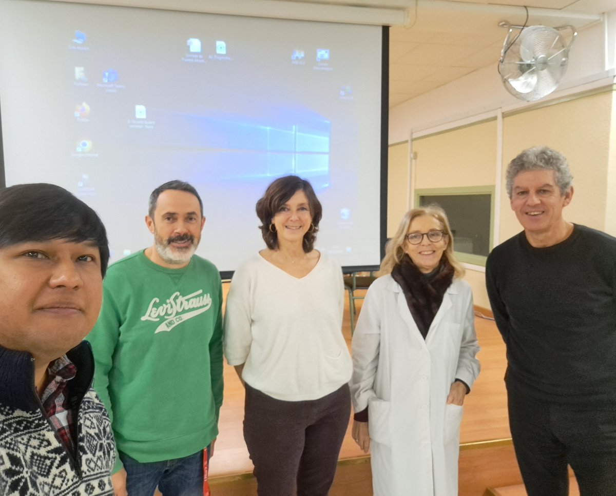 harry_brennan's tweet photo. Ha sido un placer participar, junto a la Dra. María Gómez del @CBM_CSIC_UAM, en la sesión informativa del Programa Científic@s en Prácticas del @CSIC, celebrada en el IES Santa Eugenia de Vallecas (Madrid). https://t.co/yxoTdVc5PJ