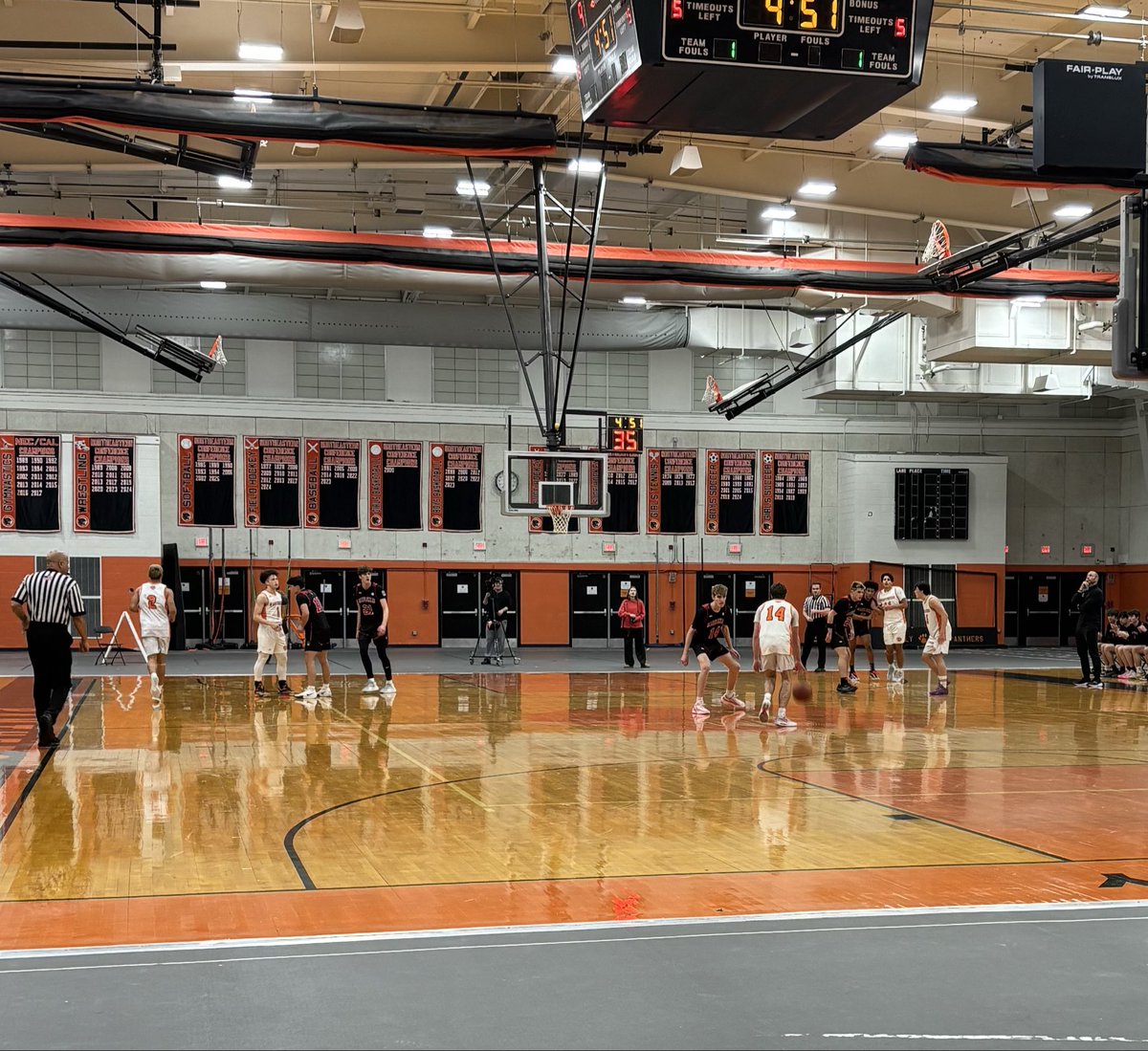 Beverly High School tweet media