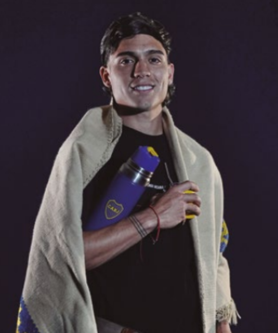 la12tuittera's tweet photo. 📸Las FOTOS de EXEQUIEL ZEBALLOS en DESDE LA BOCA, revista de @BocaJrsOficial. https://t.co/jGsXtyEhHf