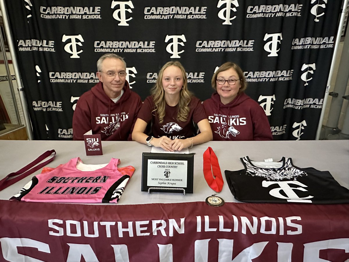 CCHS165's tweet photo. Congratulations to Sophie Krupa! The senior signed to continue her running career next fall at SIUC. #terrierpride https://t.co/YKwWzxZ7ci