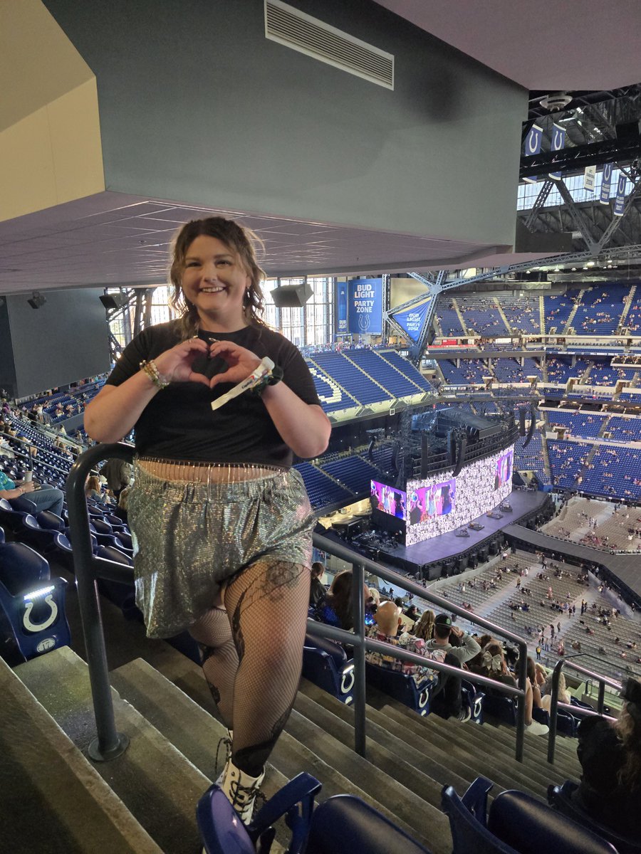 thechelshotel's tweet photo. @swiftie_liza @DisneyPlus Been there since the very beginning. I will stay ๐ซถ๐ป
#TSTheErasTourTheFinalShow
#TSTheFinalShow
@taylornation13 https://t.co/fL19hA1fbM