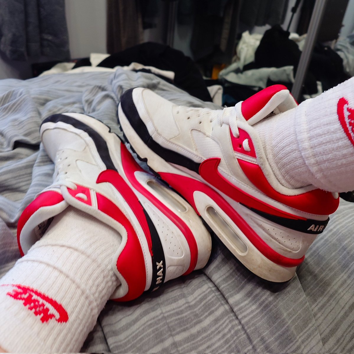 CurwenSimon's tweet photo. #ootd #nike #airmaxbw with #whitenike #socks
Any other brief-wearers with their BWs? 😜🤣 https://t.co/6smsBA9MnQ