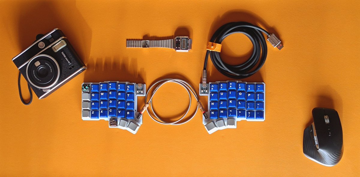 twotechymates tweet media