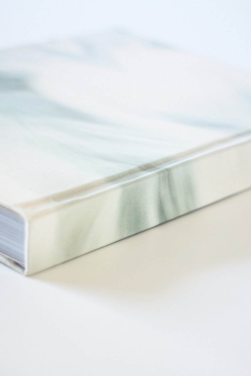 Perspective“ 300 pages, all on film. Serial No. 4 (Edition 5