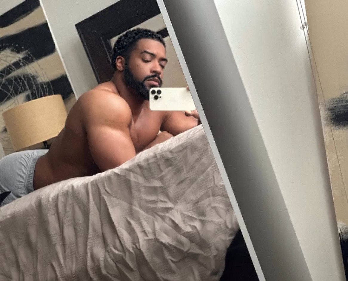 Your first Christmas as a single woman. Then a handsome, muscular black man moves in next door. He asks you for your number and you happily gave it to him. 
Now he’s sending you photos of his very masculine body.. You take pictures for him in front of your tree and hit send 🙂