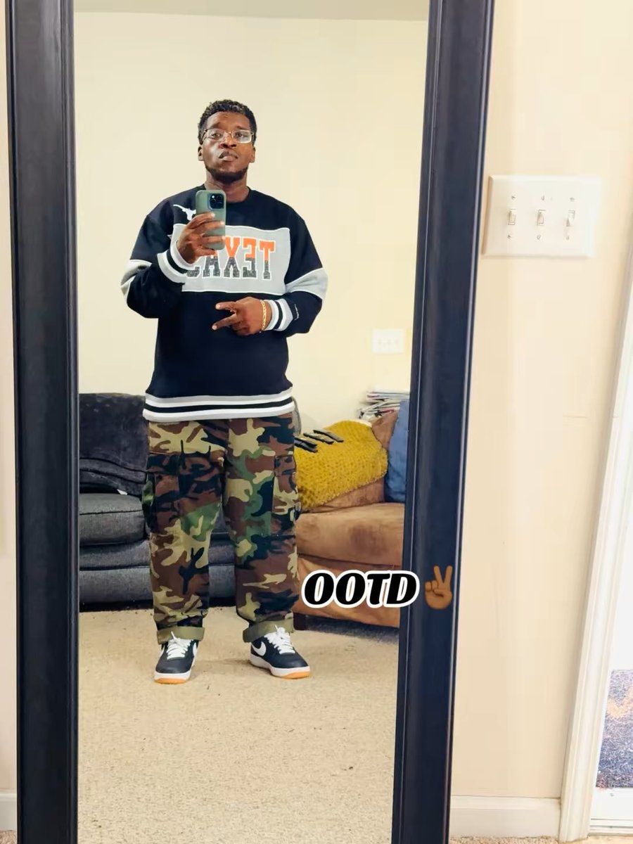 Today’s OOTD✌🏾 #ootd #ootdfashion #mensfashion #texas #HookEm🤘🏾
