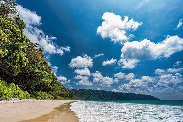 Amid the positive decision to open the Wandoor beach for public with better facilities and amenities, we request the <a href="/Andaman_Admin/">Andaman and Nicobar Admn</a> to reopen the #ShoalBay-19 beach at an earliest. 

#Andaman 
#Tourisim 
#ShoalBay19