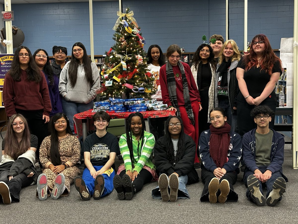 Smyrna High Library tweet media