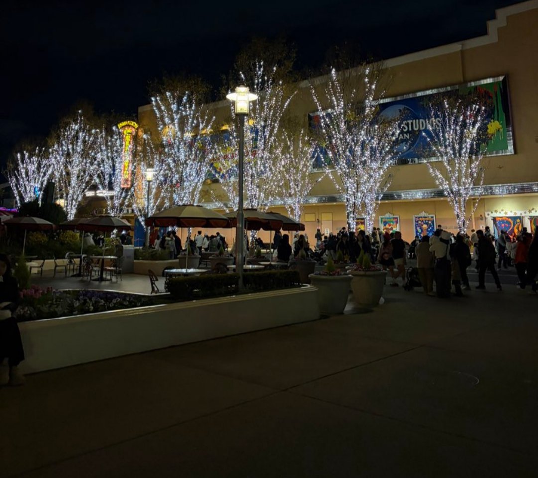 Universal Studio Osaka
昨日の夜まじで寒かった