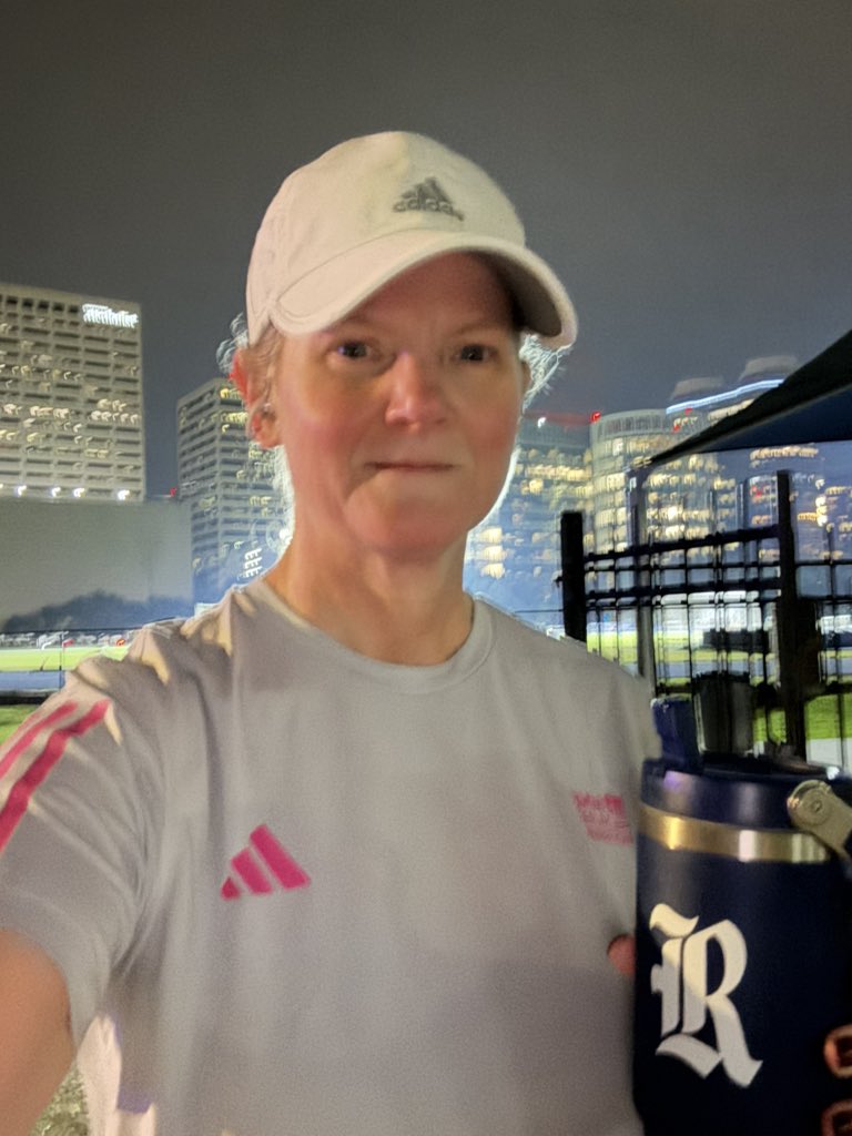 owl_93's tweet image. Rice and Berlin Marathon gear mean you’re always in style #runningstillsucks #riceuniversity #trackworkout