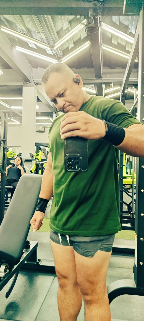itil1902's tweet photo. Good morning everyone, it's gym time. #pasutri3some #pasutrifantasy #pasutricuckold #pasutri https://t.co/ve12LiWbHr