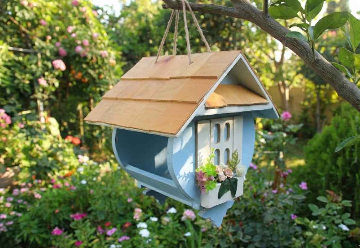 "اجعل من حديقتك صفحة من قصص الخيال.. بيت عصافير 'كوخ الأقزام' المصنوع يدوياً، ليس مجرد مأوى، بل قطعة ديكور تنبض بالحياة واللون. 🐦🌸 مقاوم للمطر، مزين بالزهور، وجاهز لاستقبال أصدقائك الصغار بكل حب.
اقتنِ هذه اللوحة الفنية الآن عبر موقعنا: [رابط المنتج] #ديكور_حدائق #هاند_ميد