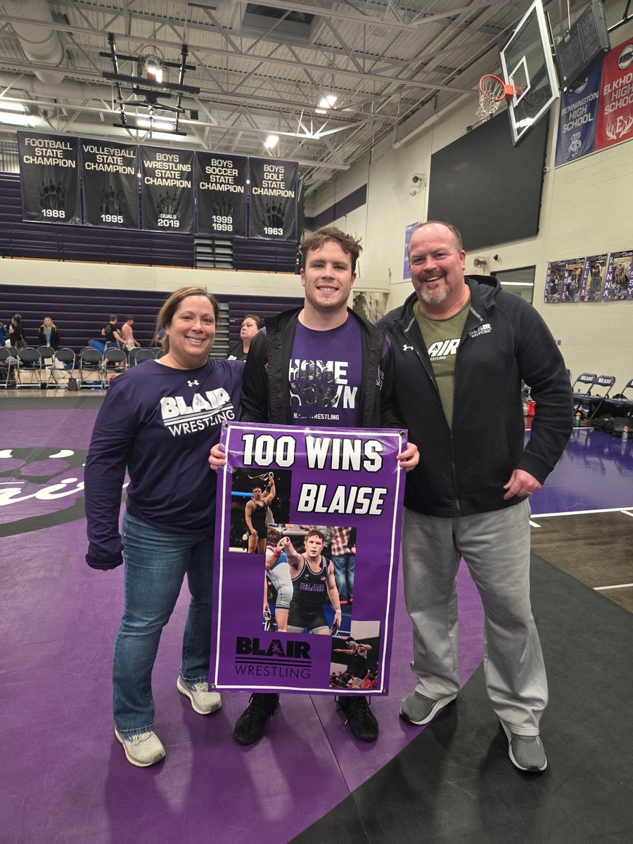 BL🤼IR 🐻 WRESTLING tweet media