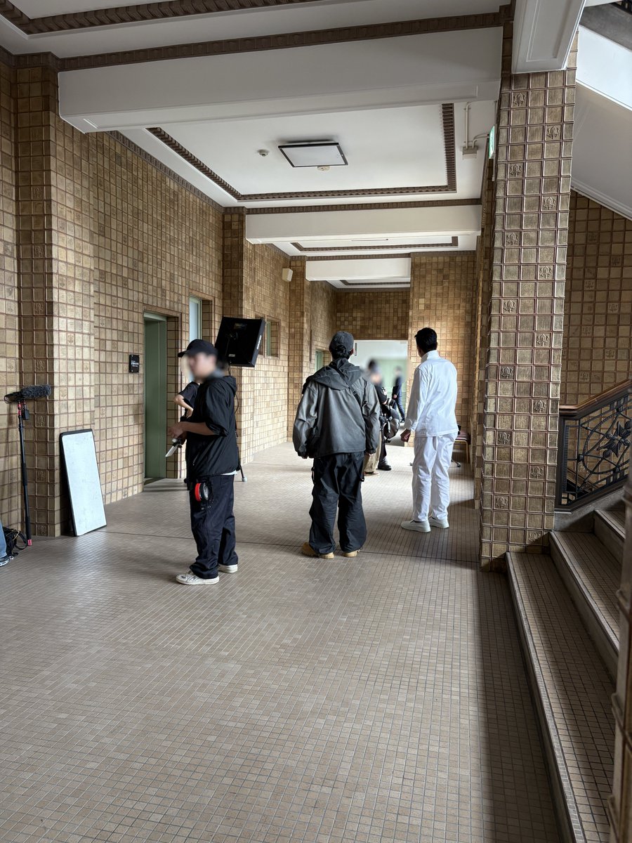 film_TFC's tweet image. #総理のディナーは私にお任せ！ ロケ地情報①
記者会見のシーンは #栃木県庁 #昭和館 の正庁で撮影されました📸他にも廊下や階段、昭和館の外など、多くの場所で撮影されていますので、どのシーンで使われているかぜひ注目してみてください👀✨
#栃木県フィルムコミッション
tochigi-film.jp/results/index.…
