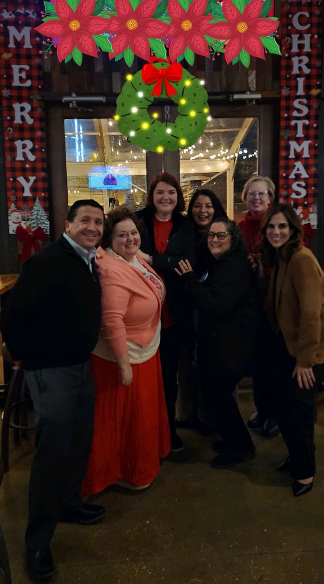 BrennionKelly's tweet photo. Being a part of the North Dallas VT is a privilege! I always love connecting with @PMariaRoss @AlexWSpence1 Amanda Fitzpatrick, Dr. Frantzen and @JuanCordobaDISD! #TeamDallasISD ๐๐
https://t.co/MO9bQi9E2G