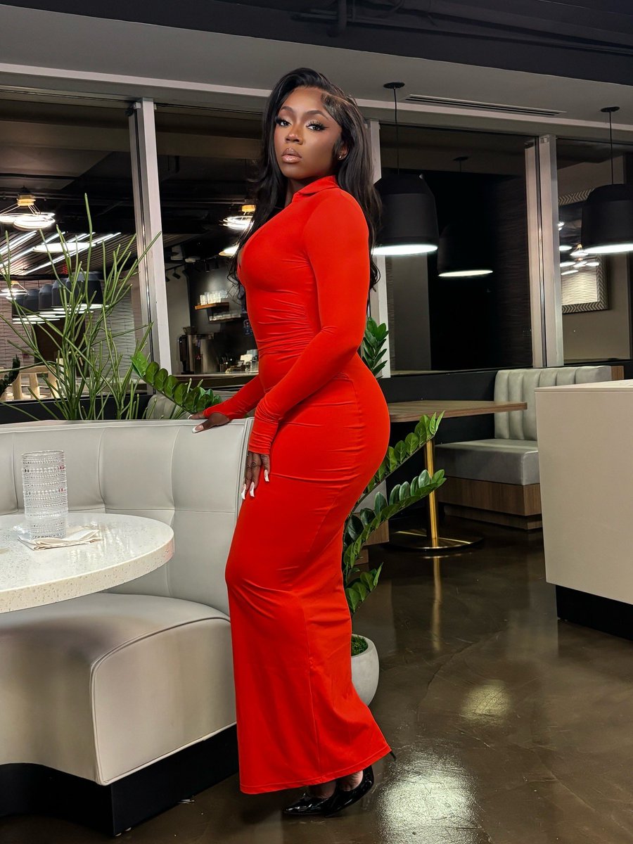 stanzzayvette's tweet photo. the dress said everything I didn’t.💋 https://t.co/Hz0QcbbUjM