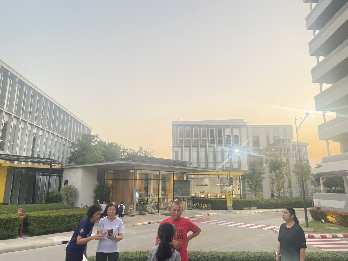 aonbreakin's tweet image. Zumba dance wellbeing increase heart rate stronger. #aonbreakin #exosystem #carbonchain #workout #zumba #dance