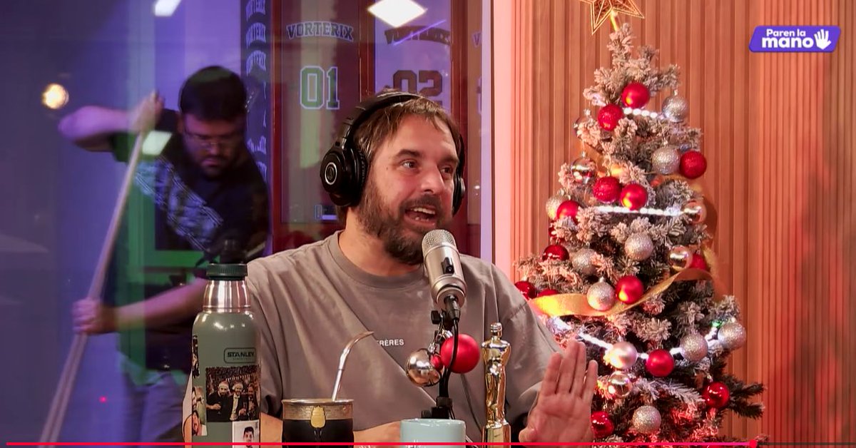 Otro día en la oficina de <a href="/Vorterix/">Vorterix</a> 

Gestion: <a href="/LuquitaRodrigue/">Luis Luis africano</a>