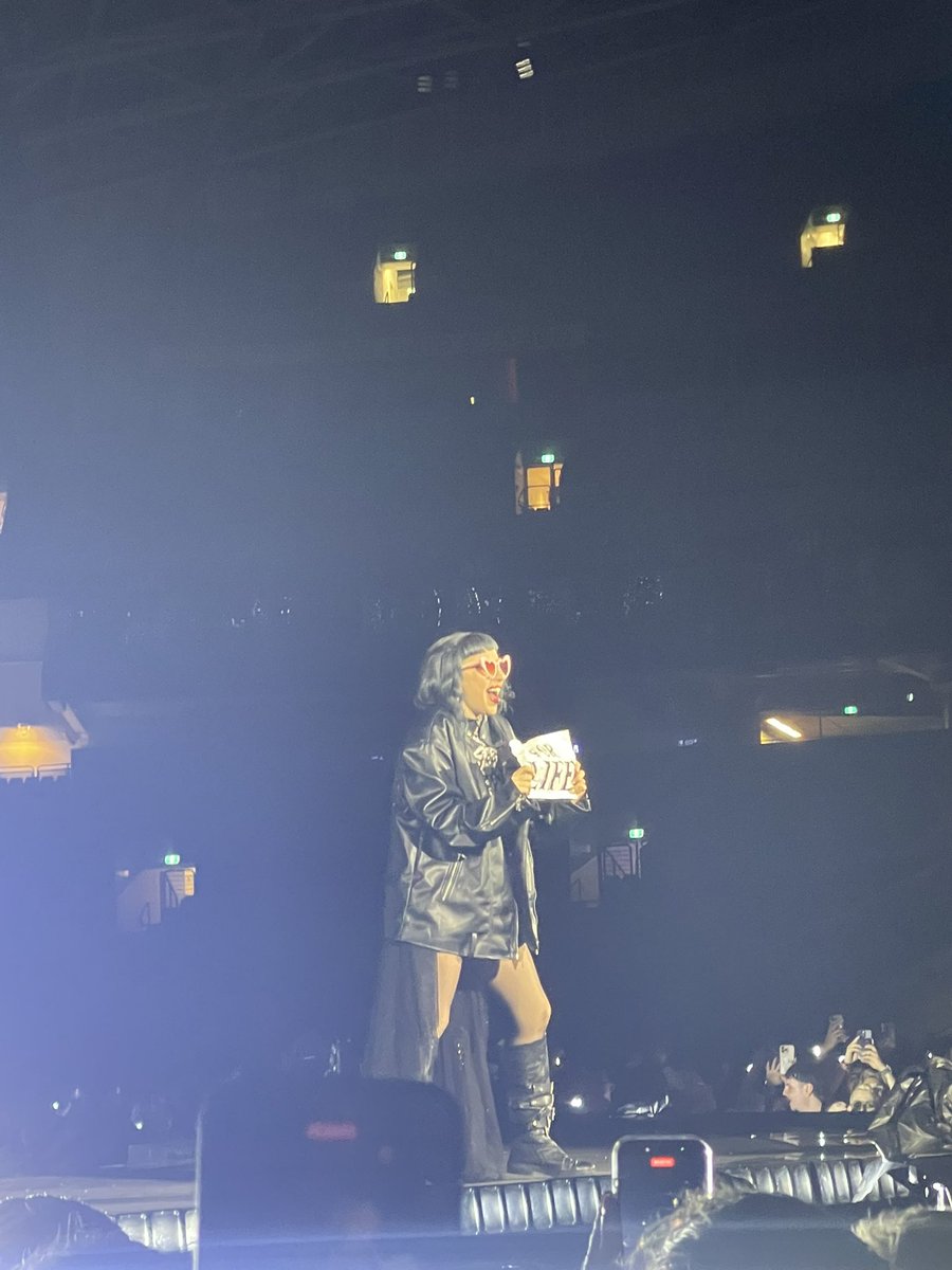 ᴊ∀ᴍᴇs tweet media