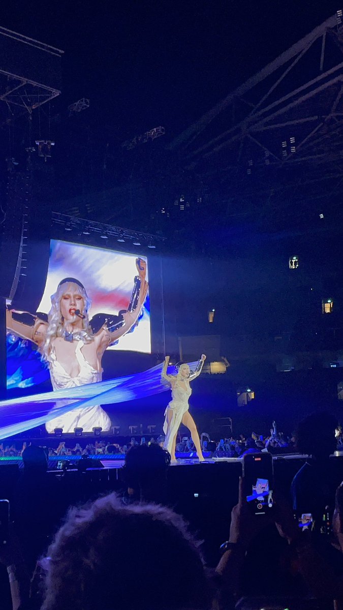 ᴊ∀ᴍᴇs tweet media