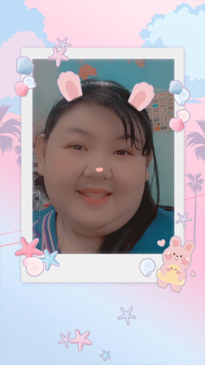 Bernadetteoo99's tweet photo. Hi everyone, it's been a while since I posted something here. Been busy lately and was trying to have my me time these days. I am doing ok. Hopefully I will be back to do TGIF selfies. https://t.co/kaP83vMXSx